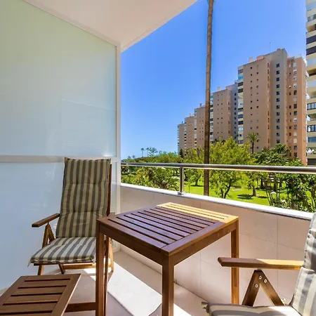 Stylish Near Playamar Daire *